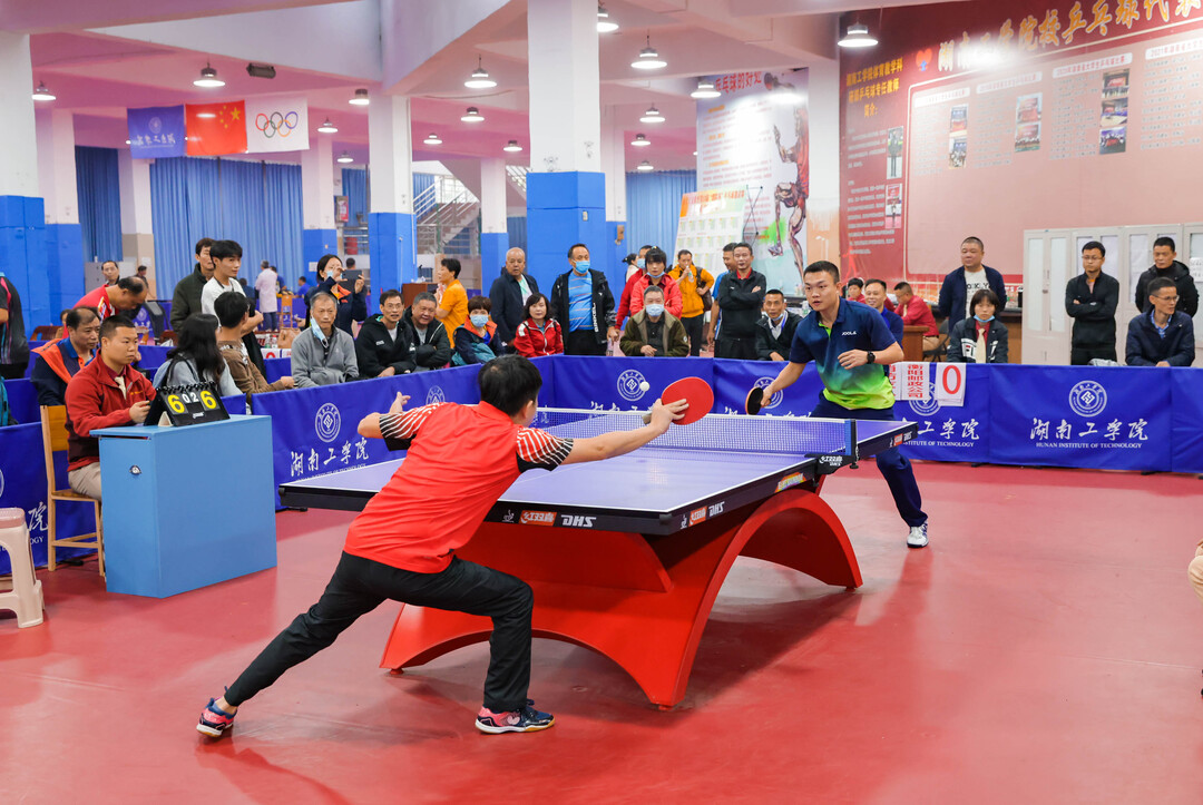 球星表现的 球星表现的